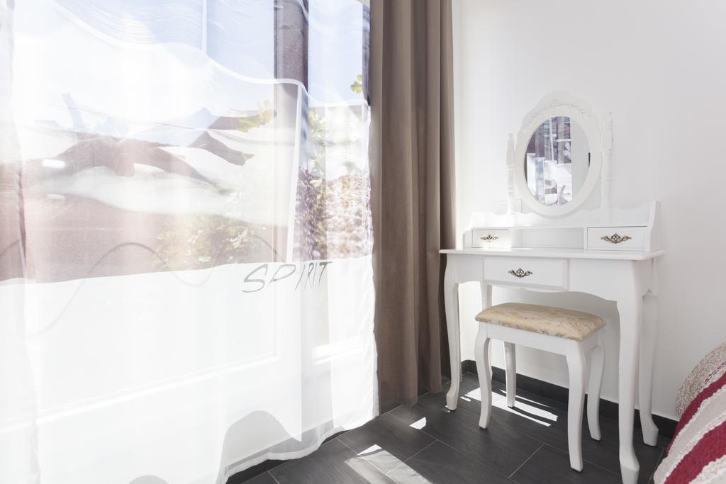 Apartments Svetec Вир Екстер'єр фото